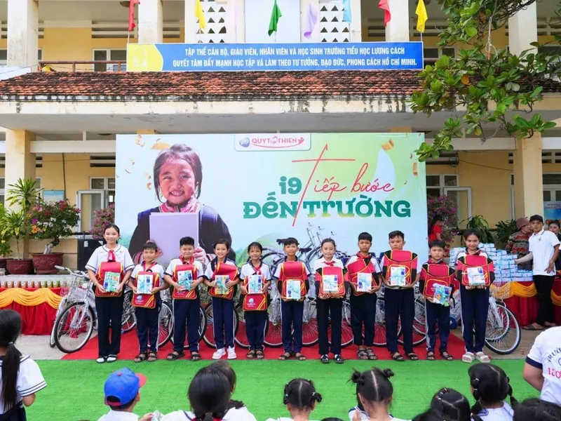 Biểu tượng hỗ trợ qua email